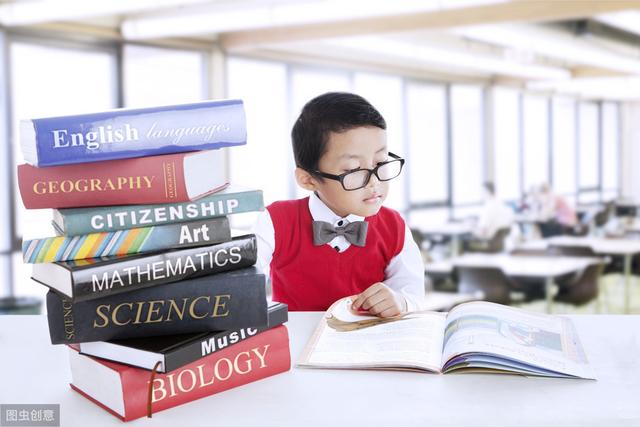 外语学研站职场英语电话沟通：从紧张到专业的完整指南，轻松掌握商务电话技巧